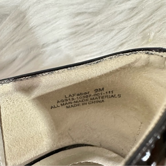 Laura Ashley Patten Leather heels - Picture 8 of 8